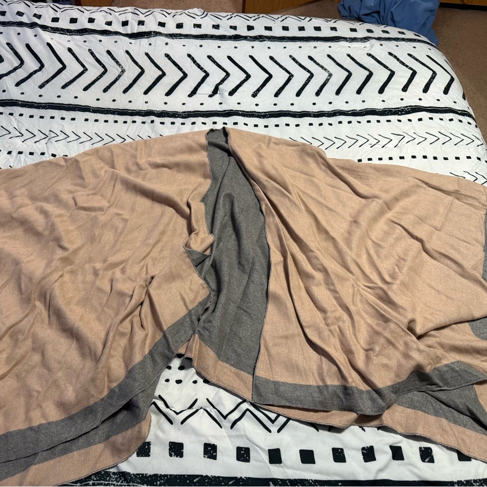 Women's Two-Tone Beige and Gray Lightweight Cardigan